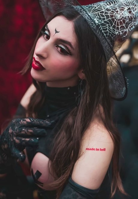 Jessica Cherry Cerise