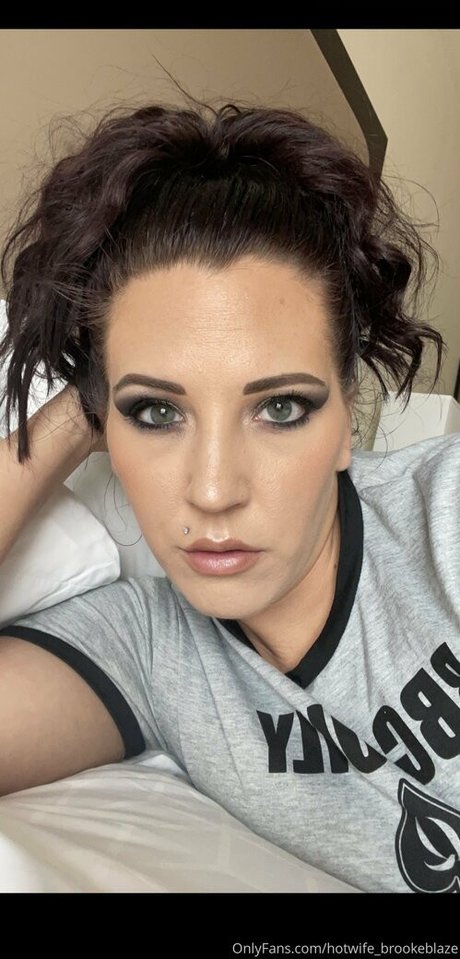 Hotwifebrookeblaze