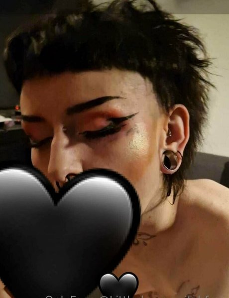 Littledemonwitchfree