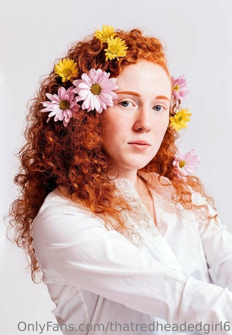 Thatredheadedgirl6