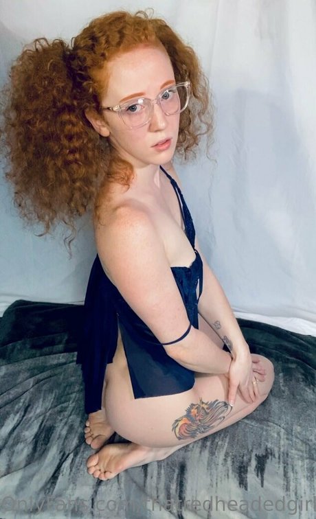 Thatredheadedgirl6