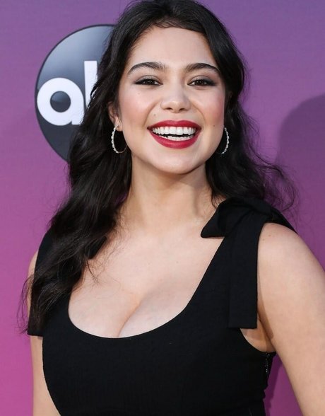 Aulii Cravalho