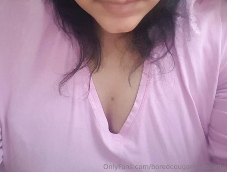 Boredcougarhousewife