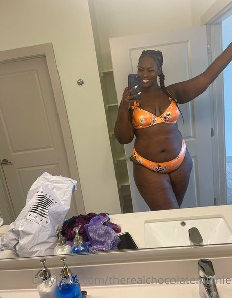 Therealchocolateminnie