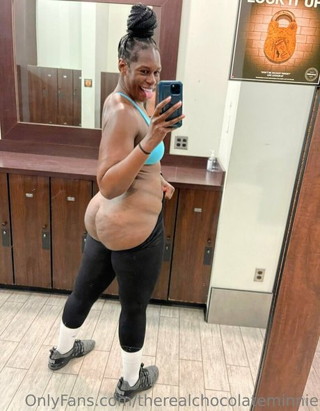 Therealchocolateminnie