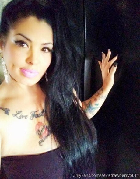 Sexistrawberry5611