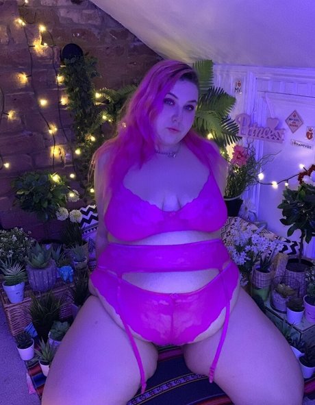 Katie Blush Bbw