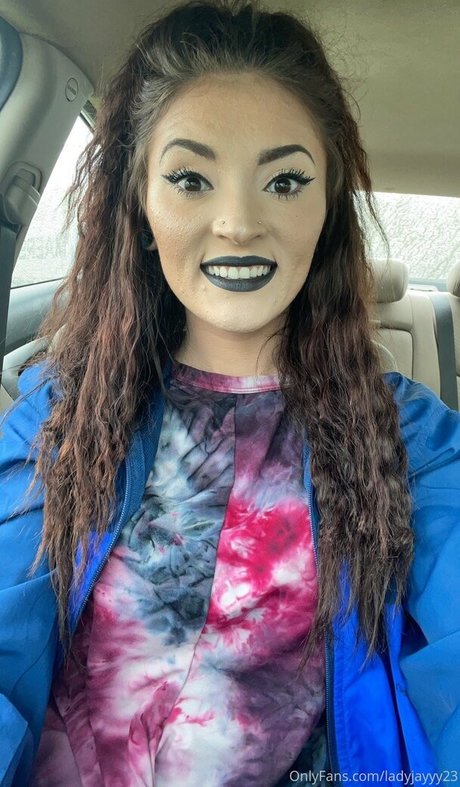 Ladyjayyy23