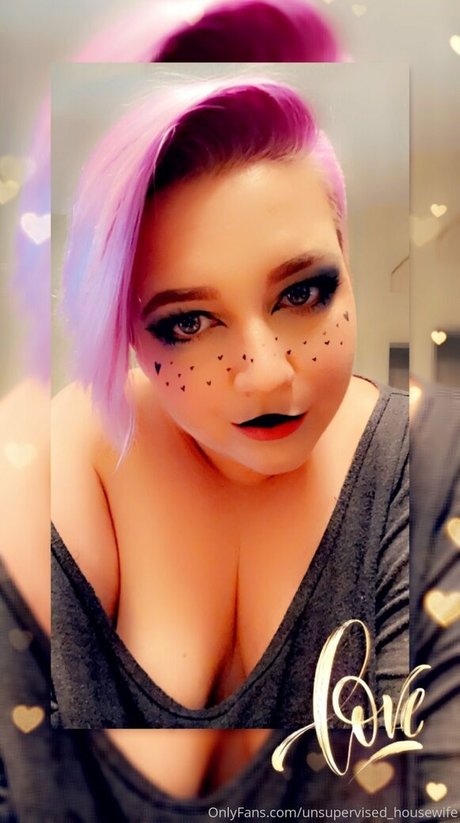 Unsupervisedhousewife