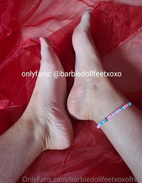 Barbiedollfeetxoxofree