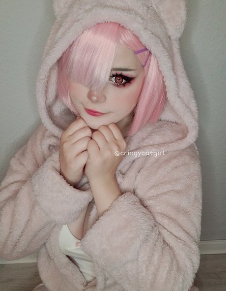 Cringycatgirl