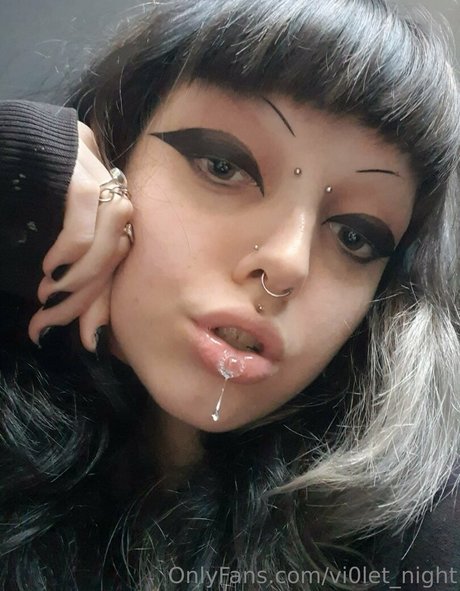 Vi0letnight