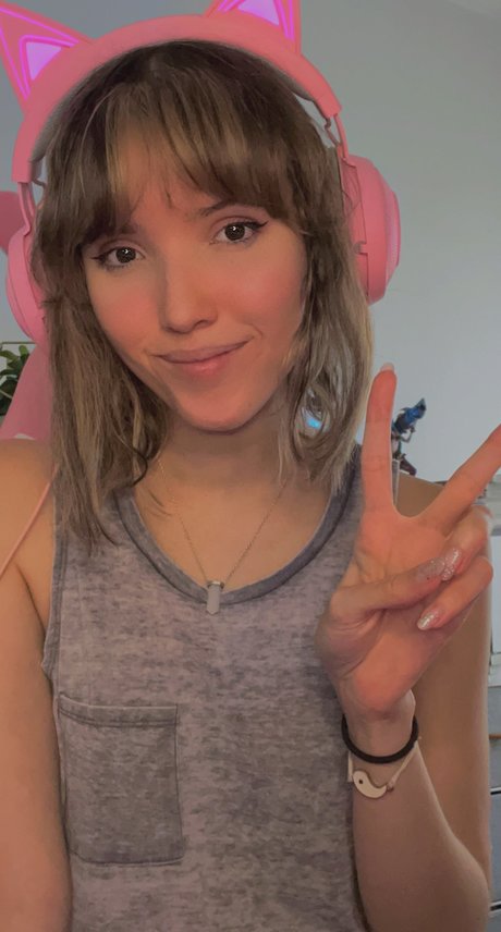 Strawberry Girl Kairi