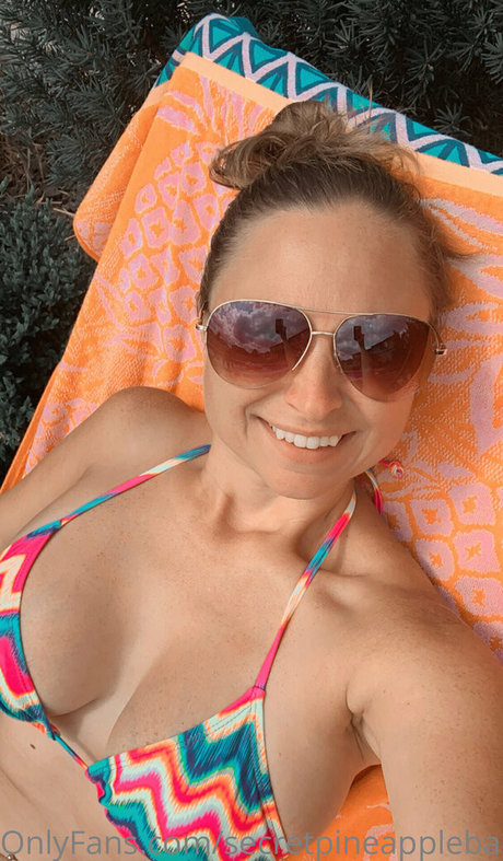 Secretpineapplebabe