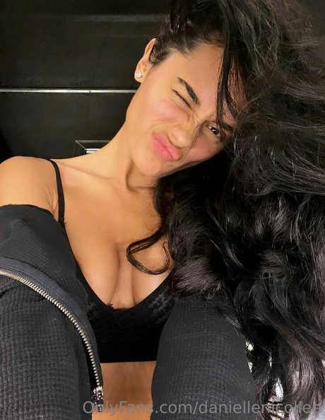 Daniellenicollee
