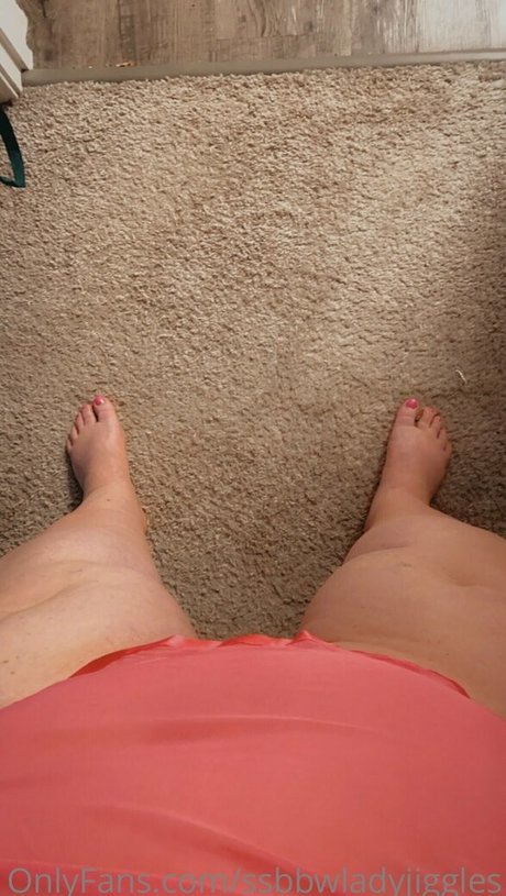 Ssbbwladyjiggles