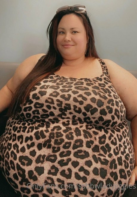 Ssbbwladyjiggles