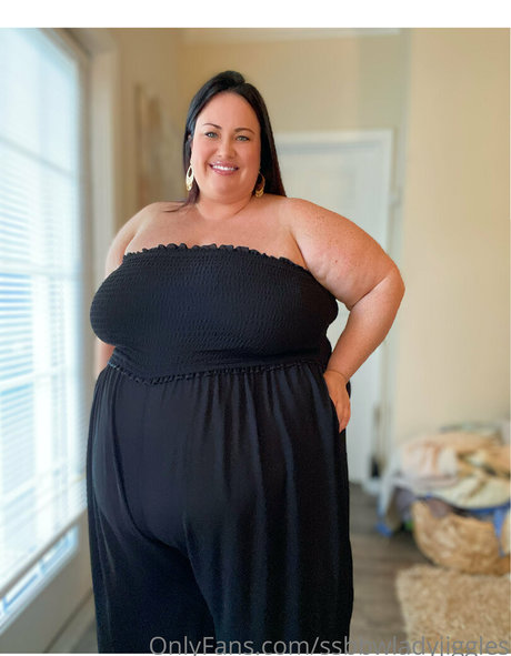 Ssbbwladyjiggles