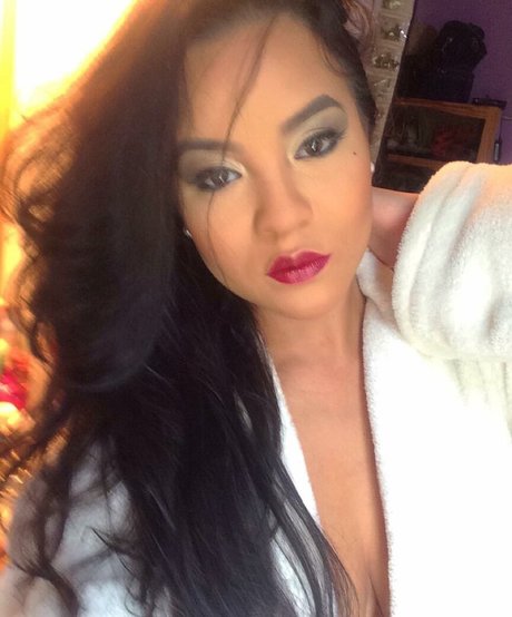 Toni Salina Chee Young