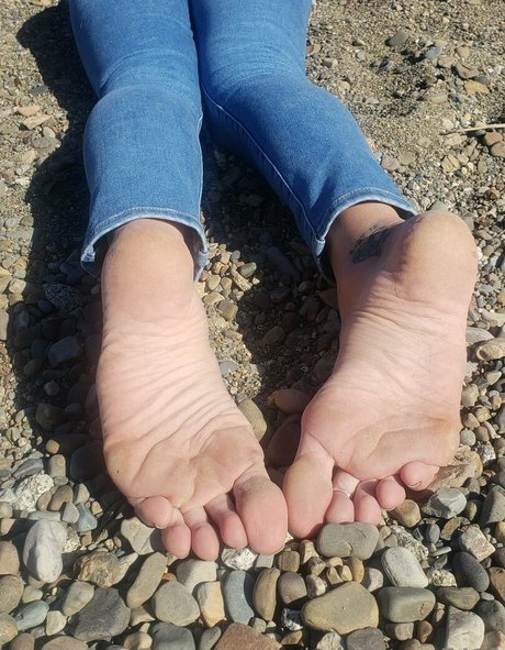 Lilmisslongtoes7410