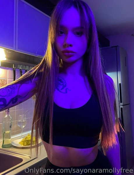 Sayonaramollyfree