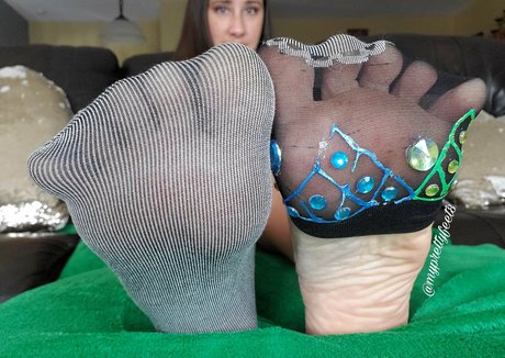 Myprettyfeet8free