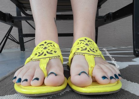 Myprettyfeet8free