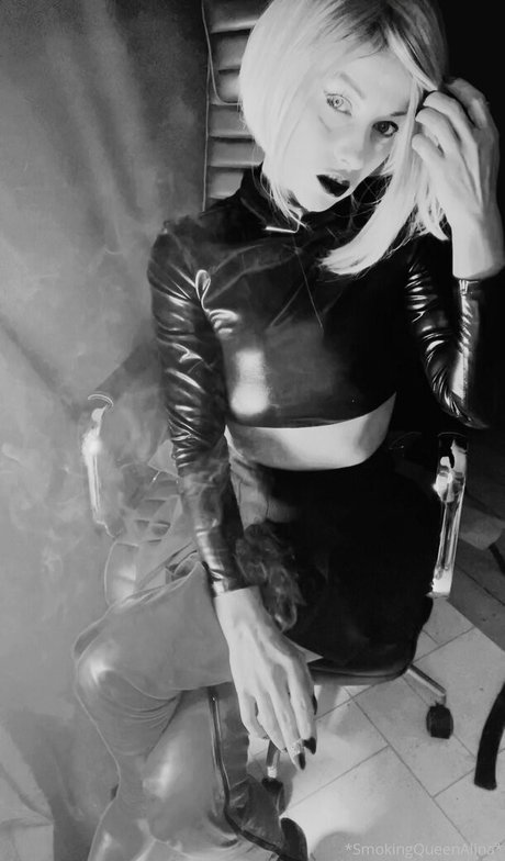 Smokingqueenalina